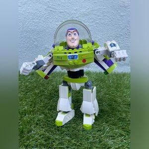 Constructed Buzz Lightyear Lego | Lego 7592